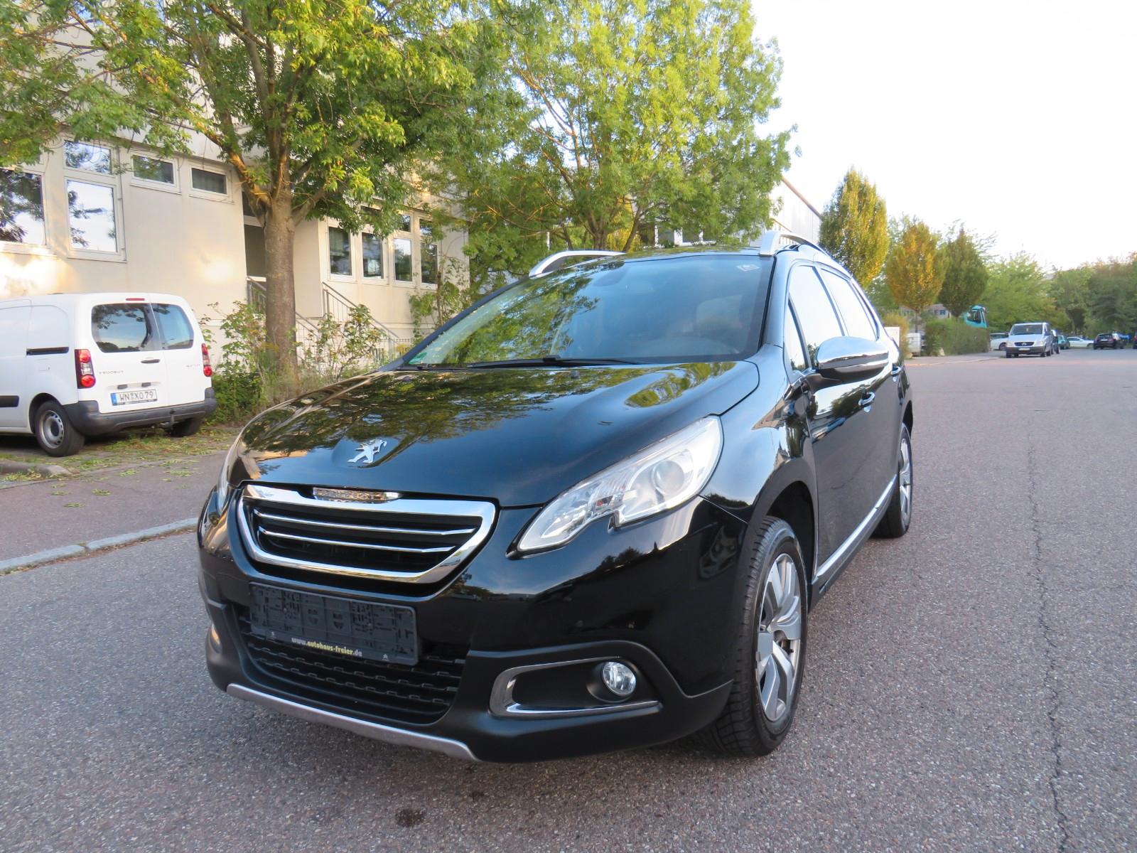 Peugeot 2008 Allure 1.6 Navi Leder LED