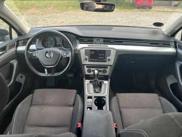 Volkswagen Passat Variant - 10