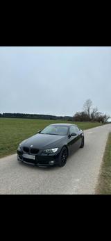 BMW 320d Coupé -M-Paket TÜV NEU - BMW 320 aus 2007: Coupe