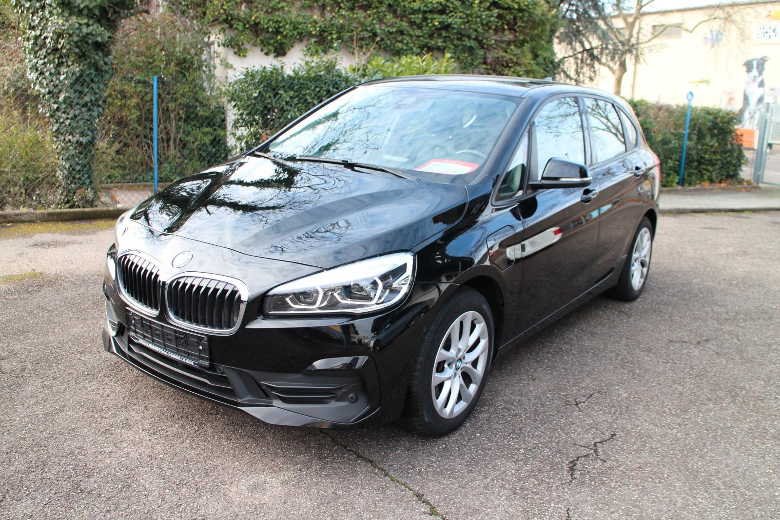 BMW 225xe/Autom  Active Tour/KeylessCo/Leder/Nav/LED