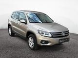 Volkswagen Tiguan Track & Field 2.0 TDI BMT 4M DSG,Xen,AHK - gebrauchte VW Tiguan aus dem Jahr 2012