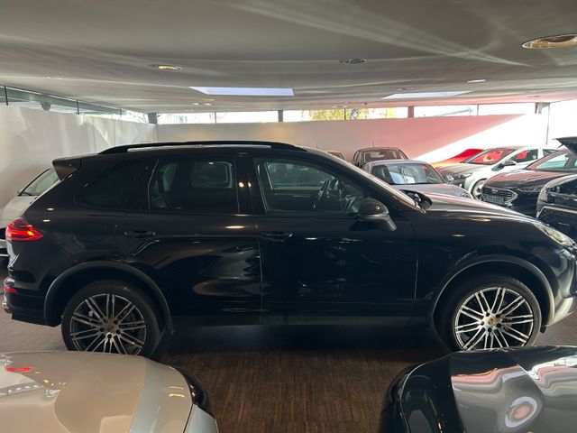 Fahrzeugabbildung Porsche Cayenne S Diesel*4.2*
