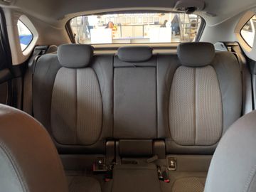 BMW 218d Active Tourer *NAVI*1.HAND*19%*PDC*SHZ*
