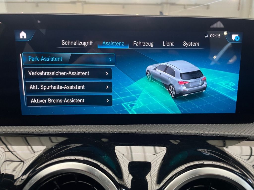 Fahrzeugabbildung Mercedes-Benz A 180 Progressive Navi LED SHZ SpurH ParkAss DAB