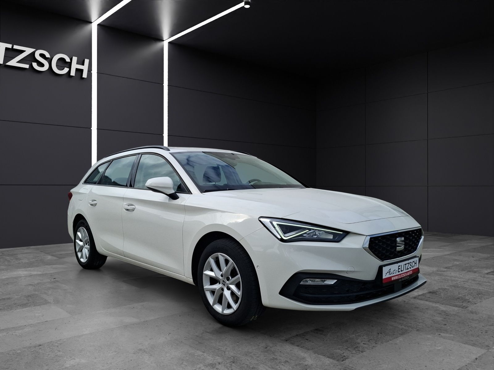 Fahrzeugabbildung SEAT Leon ST TDI Style DSG LED Navi  ACC RFK SH