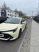 Toyota Corolla Touring Sports Hybrid  Taxi    - Toyota Corolla Gebrauchtwagen in Berlin