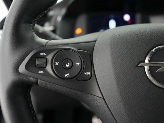 Corsa-e F ULTIMATE 50kWh AT+LED MATRIXLICHT+NAVI