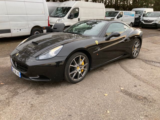 Ferrari California 4.3 V8 4-Sitzer