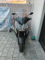 Yamaha XMAX 125