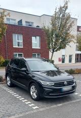 Volkswagen Tiguan 1.5 TSI DSG MOVE IQ Light 19" AHK