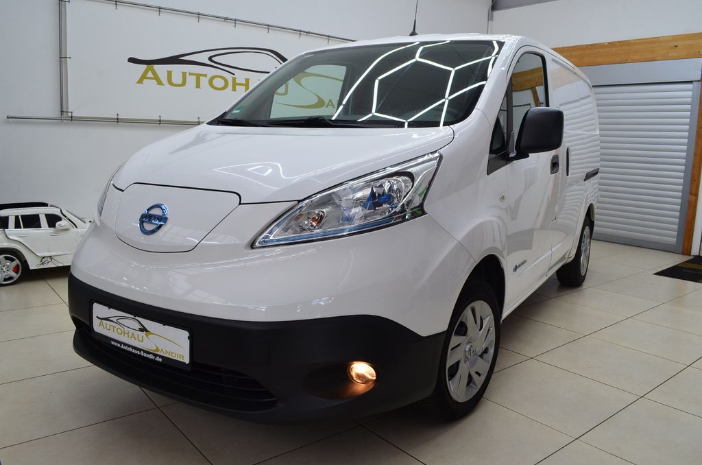 Image of Nissan e-NV200