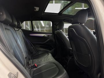 BMW X2 - 8