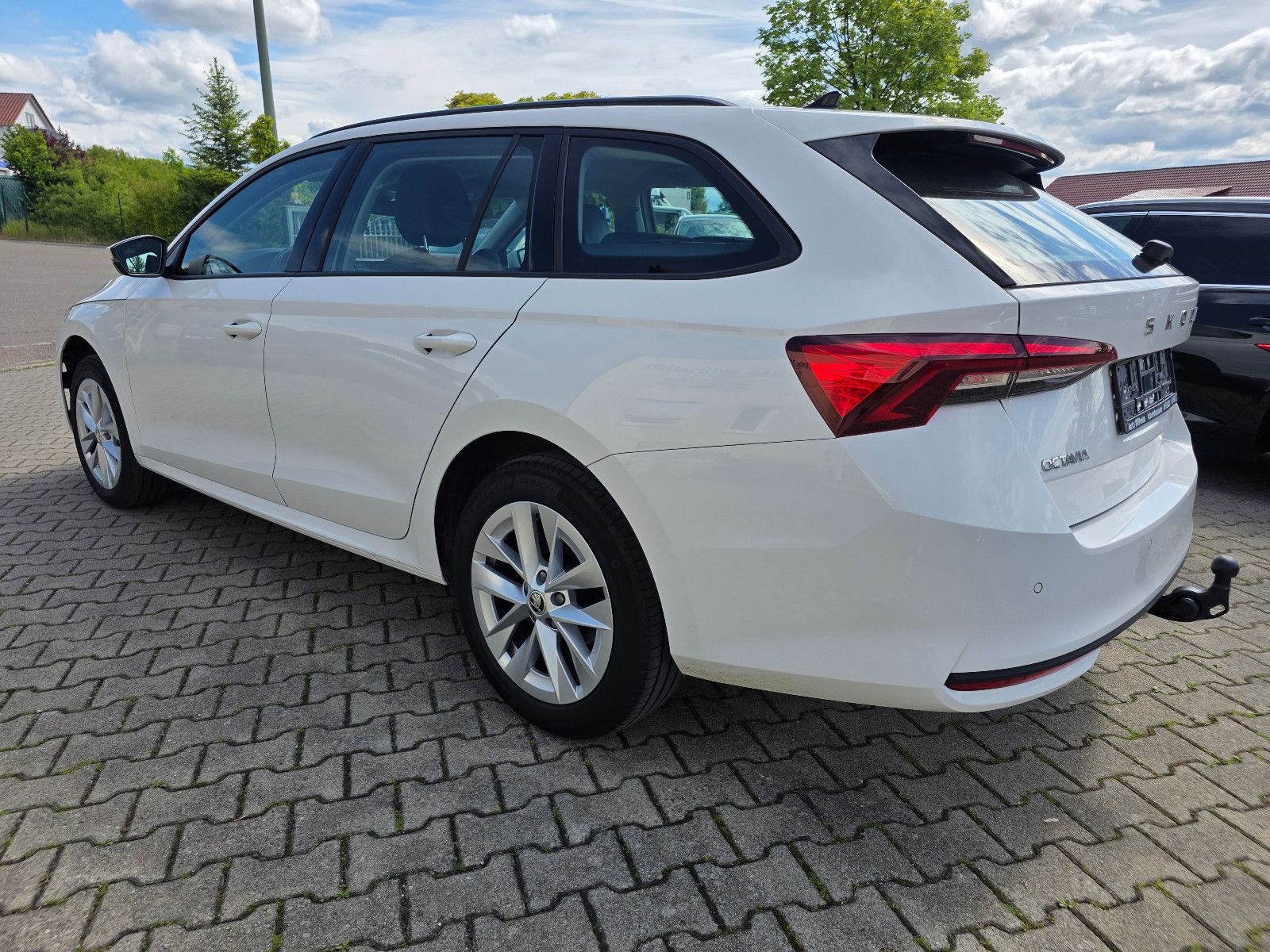 Skoda Octavia 2.0TDI AHK ACC VZE HUD Memory Sitzbelüft foto 4