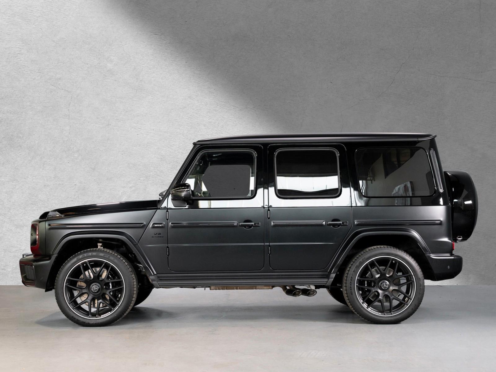 Mercedes-Benz G63 AMG "Duo Tone Lackierung", A22, Rear Entert.