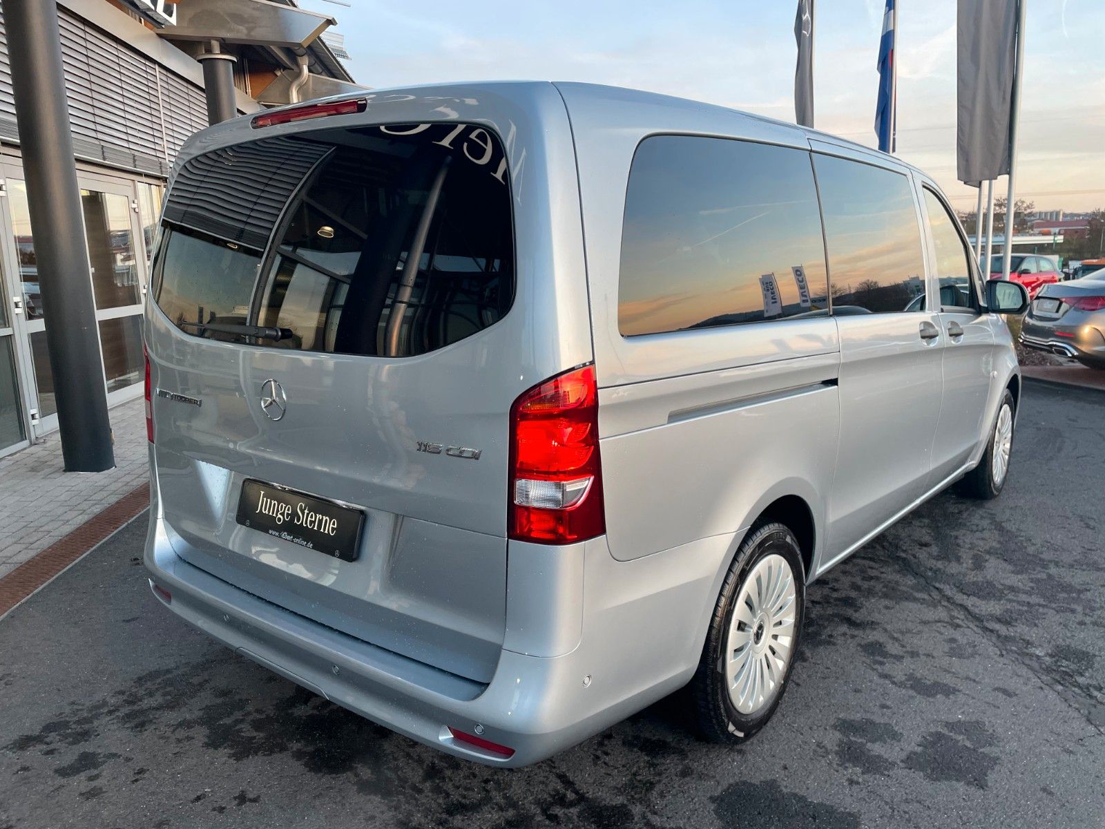 Fahrzeugabbildung Mercedes-Benz Vito 116 CDI Tourer 9G 2xKlima Kamera Navi