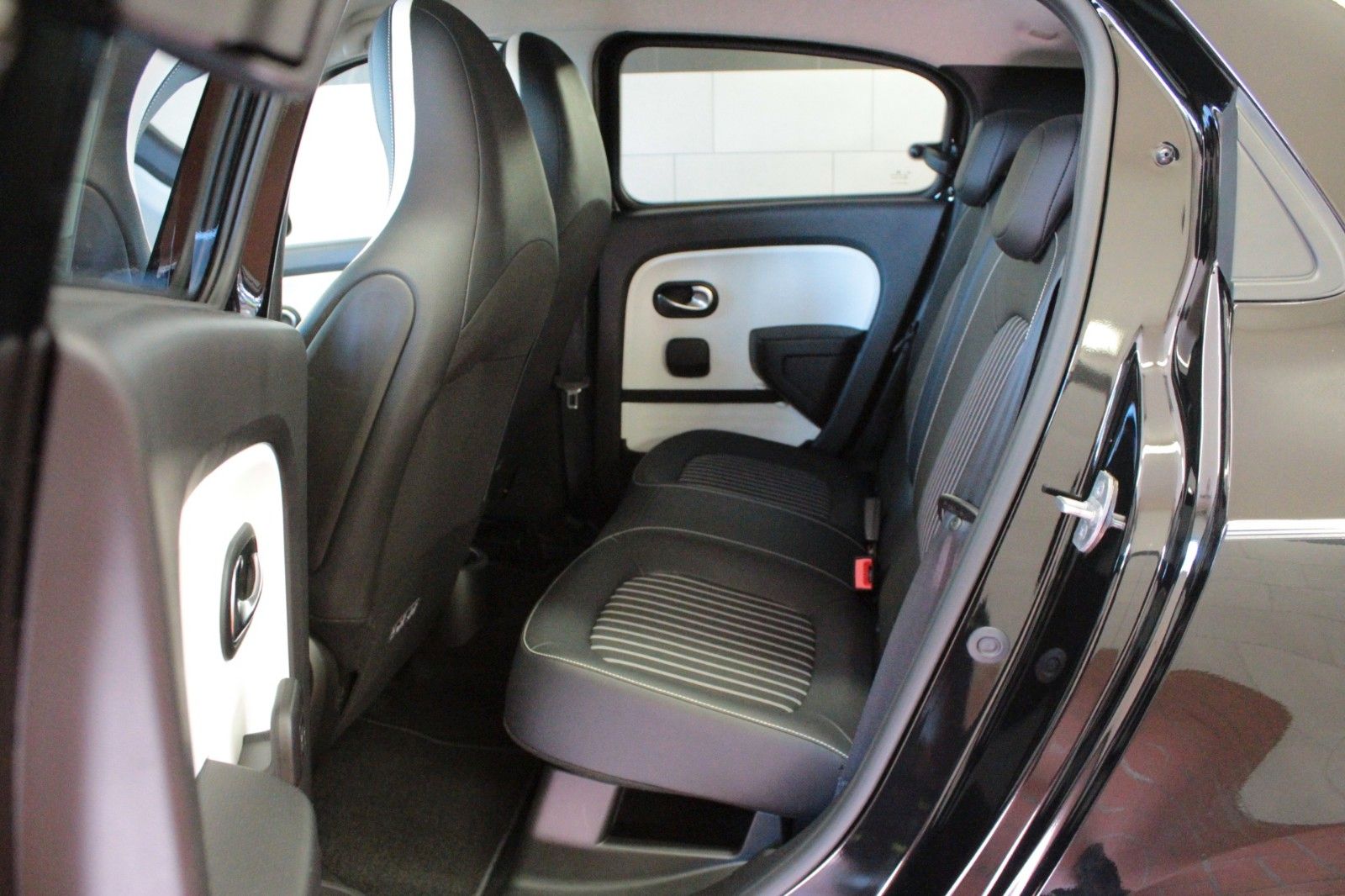 Fahrzeugabbildung Renault Twingo E-Tech 100% elektrisch*einer der letzten*