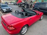 Mercedes-Benz SLK 200 AUTOMATIK MIT GASANLAGE - mit Benzin-Antrieb: Rot, Cabrio