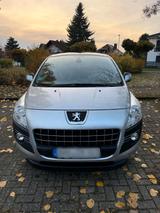 Peugeot 3008 Premium Automatik Panorama ne... - Peugeot 3008 Premium mit Diesel-Antrieb