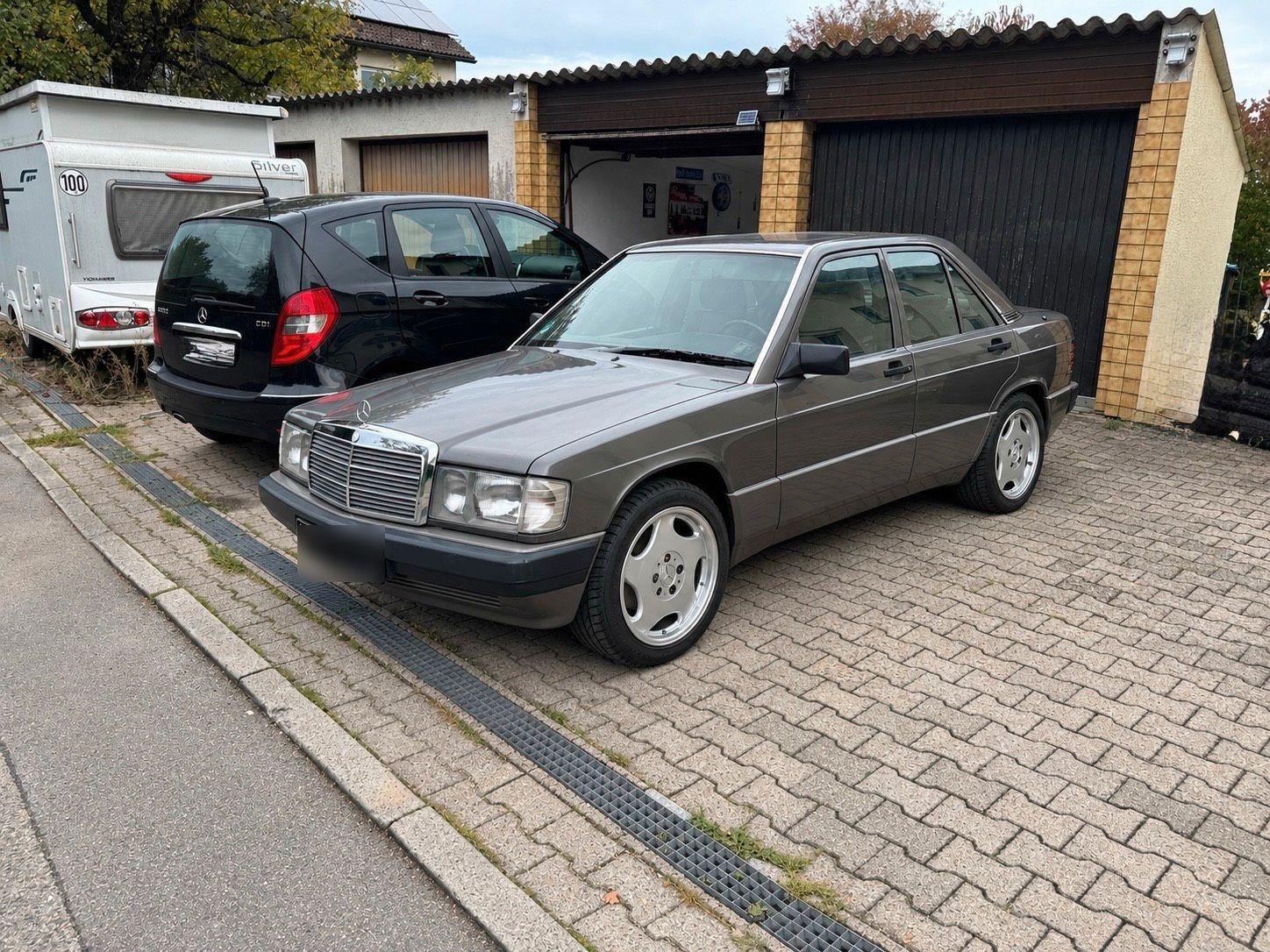 Mercedes-Benz 190