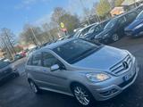 Mercedes-Benz B 160*Sport-Paket*Leder*Euro 5*Alufelgen*Klima - silberne Mercedes-Benz B 160