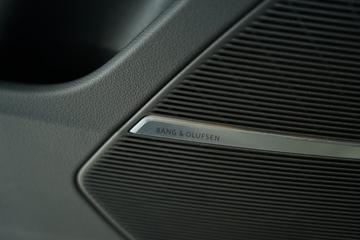 2019 AUDI Q8 — миниатюра 29