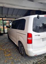 Opel Zafira Life 2.0 Diesel 130kW Tourer M Auto T... - Opel Zafira Life Tourer mit Diesel-Antrieb