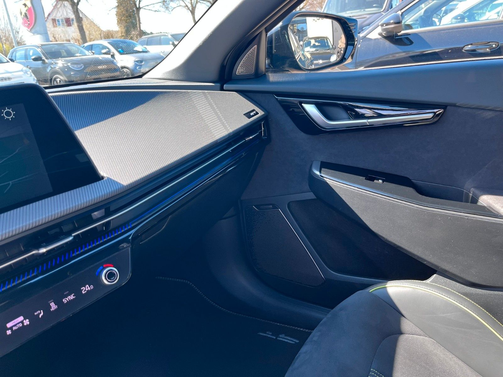Fahrzeugabbildung Kia EV6 GT 4WD 8fach Alu Meridian Sitzheizung uvm.