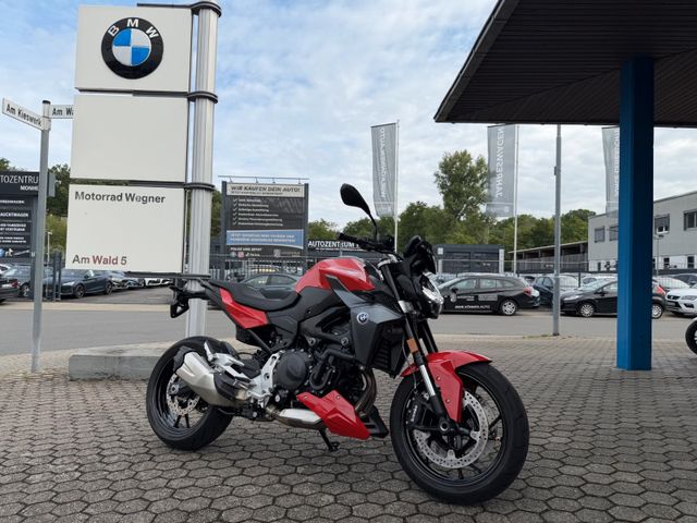 BMW F 900 R wie Neu inkl. zubehör.