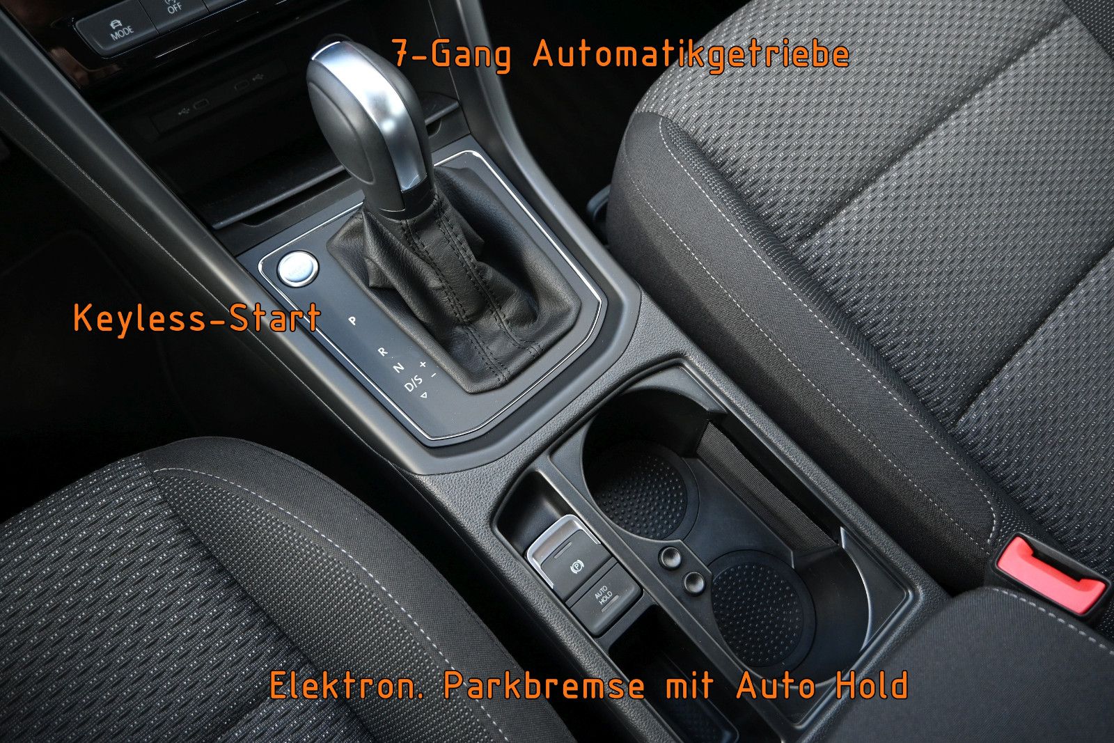 Fahrzeugabbildung Volkswagen Touran 2.0 TDI DSG Comfortline °UVP 58.262€°STHZ