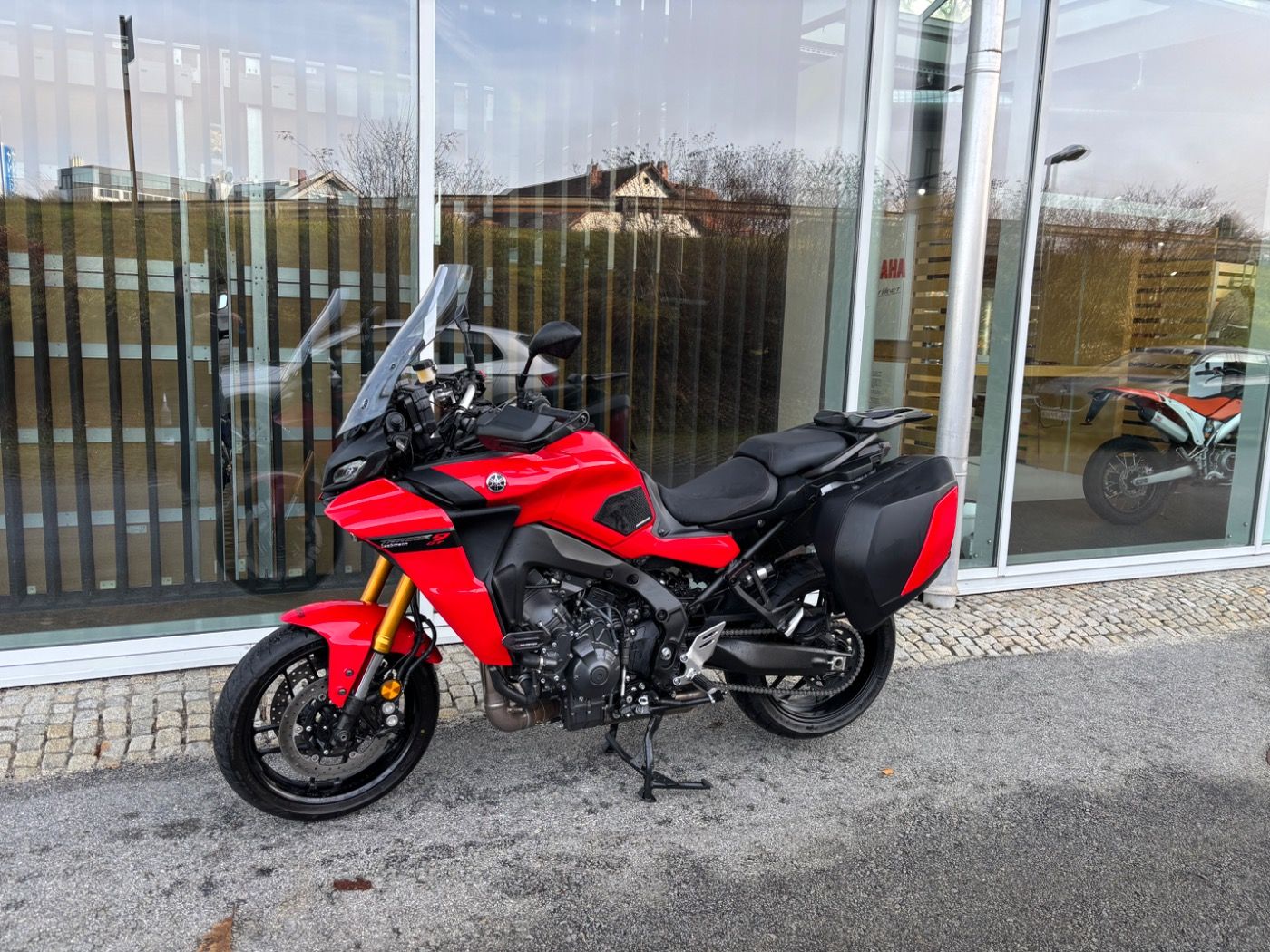 Fahrzeugabbildung Yamaha Tracer 9 GT Modell 2021 Akrapovic 94 DB