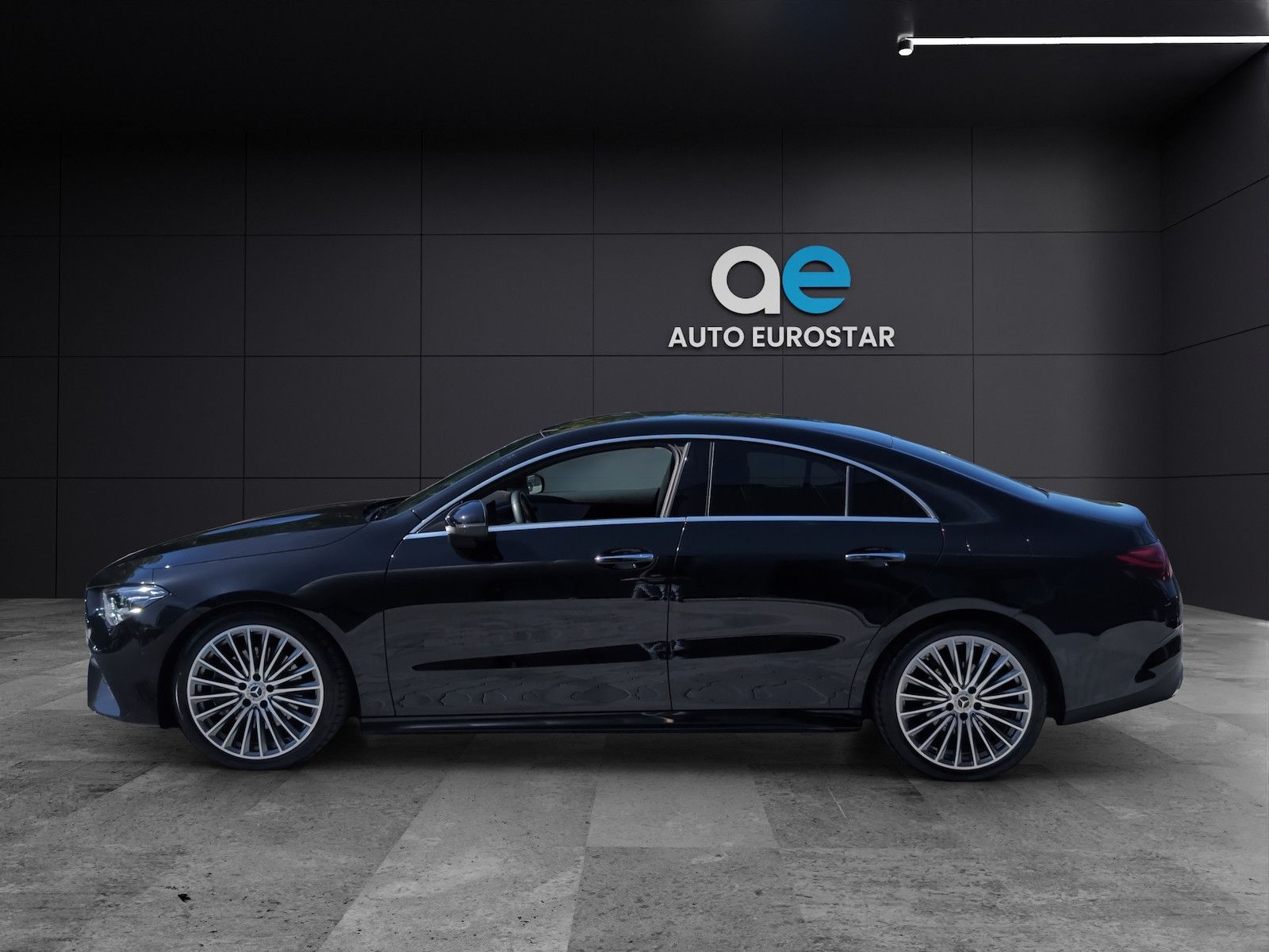 Mercedes-Benz CLA 220 d AMG Line Multibe Distro Ambient Wide foto 5