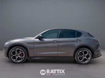 Alfa-Romeo Stelvio - 2