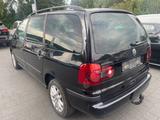 Volkswagen Sharan Trendline *SHZ*BT*7-SITZER*AHK* - Volkswagen Sharan aus 2010