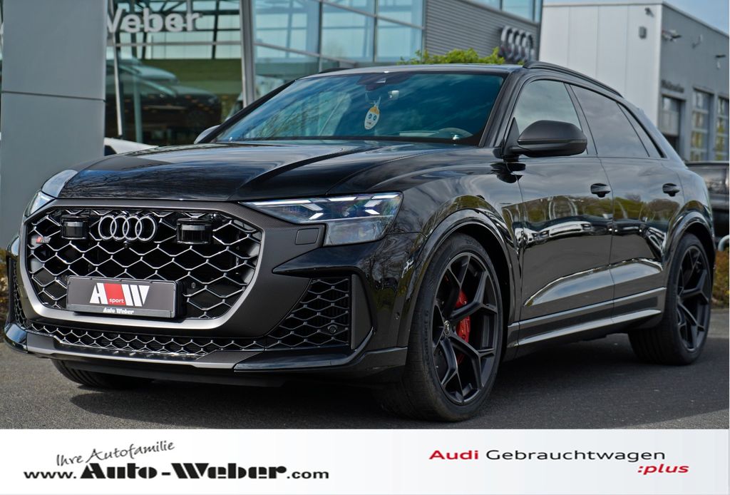 Audi RSQ8