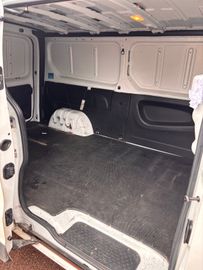 Renault Trafic - 12
