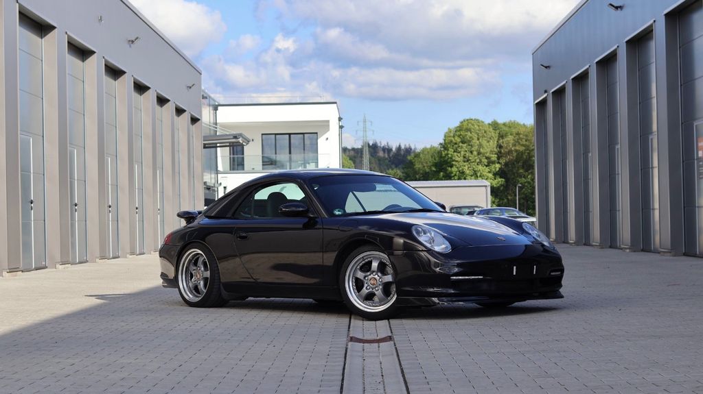 Porsche 996