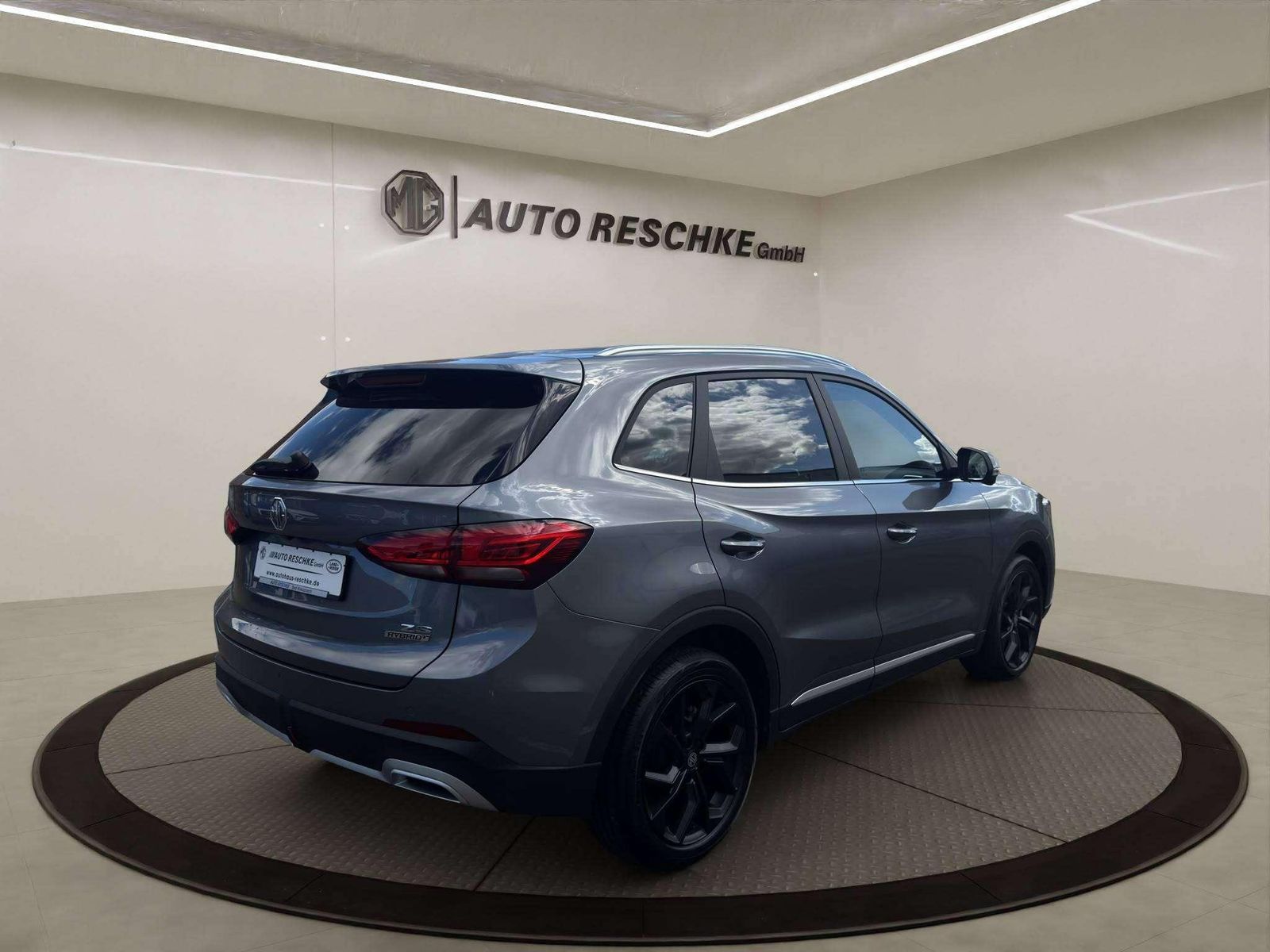 MG ZS