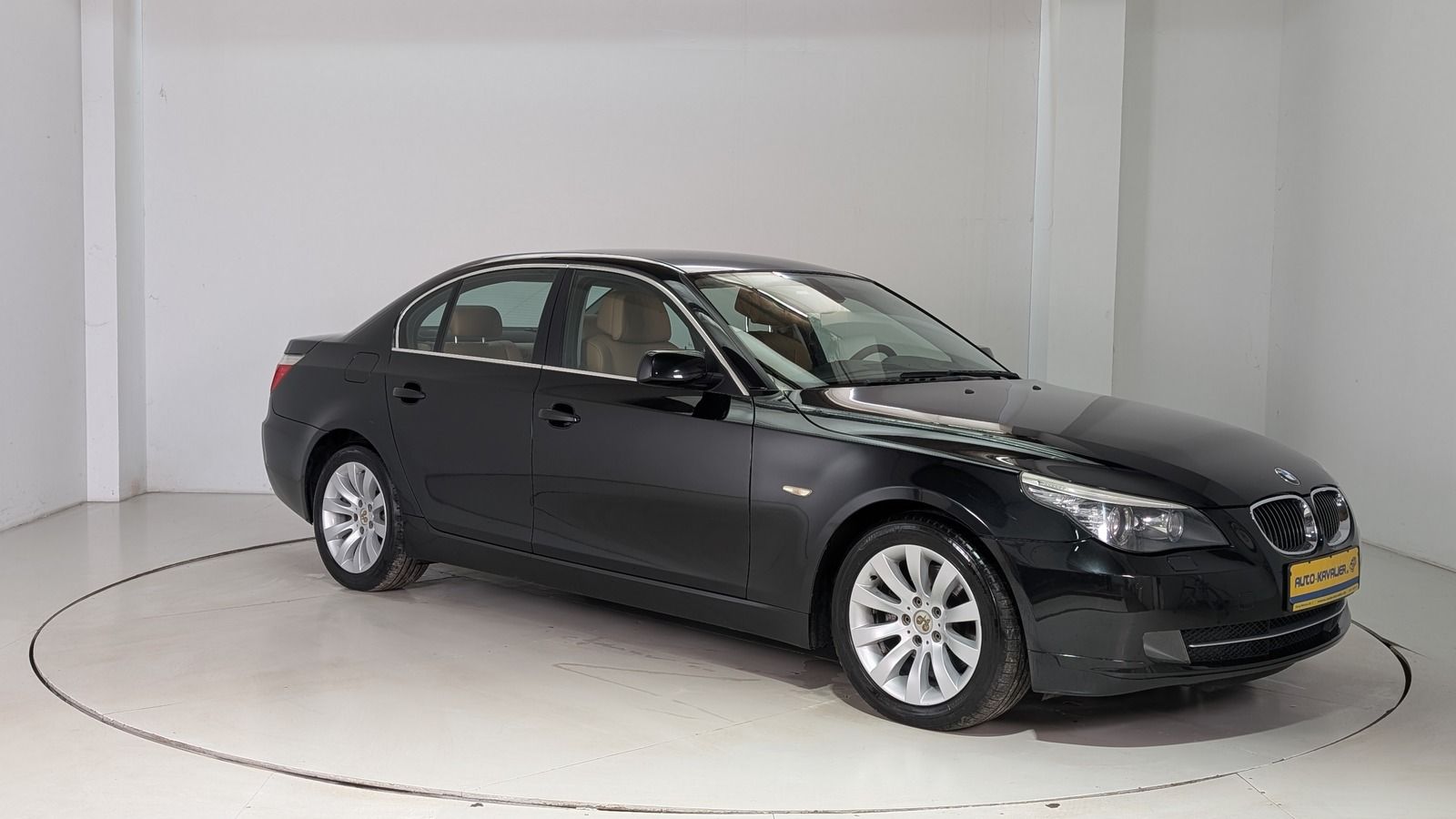 Fahrzeugabbildung BMW 523 i * Xenon * Leder * HUD *