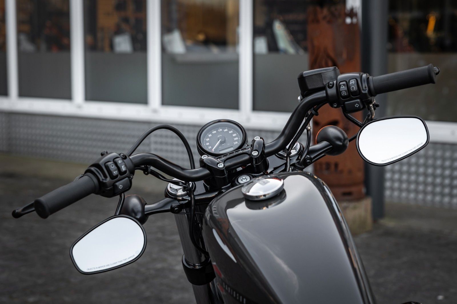 Fahrzeugabbildung Harley-Davidson XL1200X SPORTSTER FORTY-EIGHT Neufahrzeug