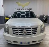 Cadillac Escalade 6.2 V8 aut. Sport Luxury - weiße Cadillac Escalade