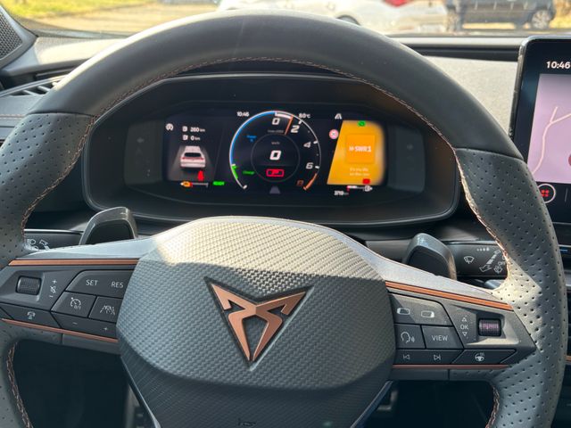 Formentor VZ 1.4l e-Hybrid *Pano/AHK/19"Copper*