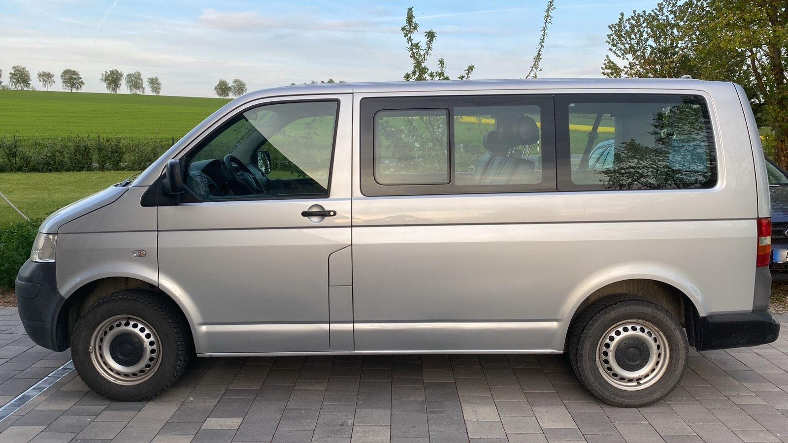 Volkswagen T5 Caravelle
