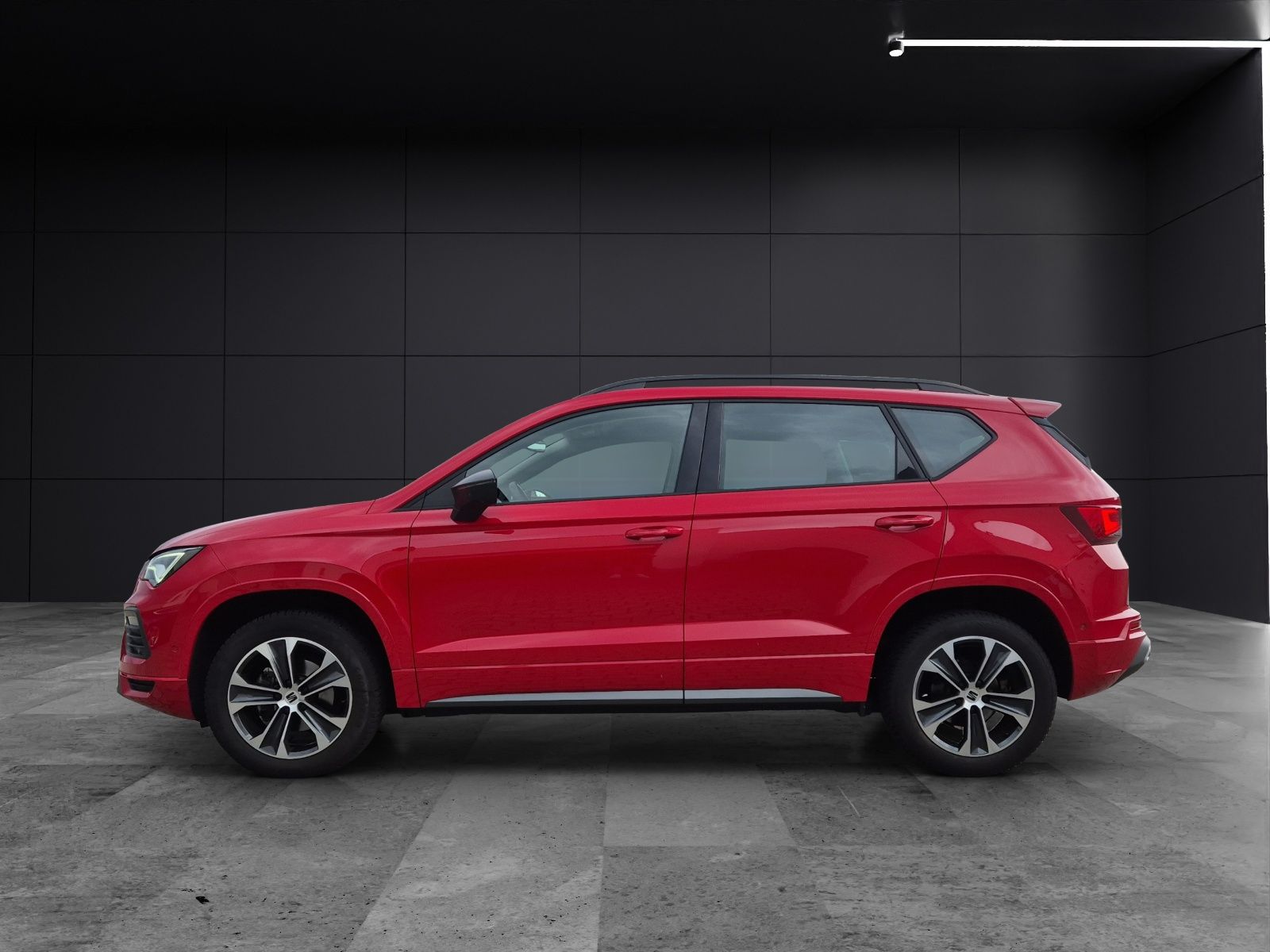 Fahrzeugabbildung SEAT Ateca TSI FR LED AHK CarPlay AID ACC RFK SHZ