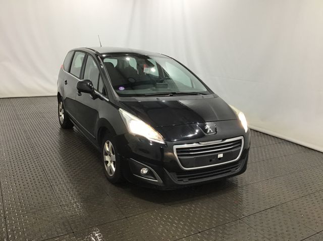 Peugeot 5008 1.2 Active