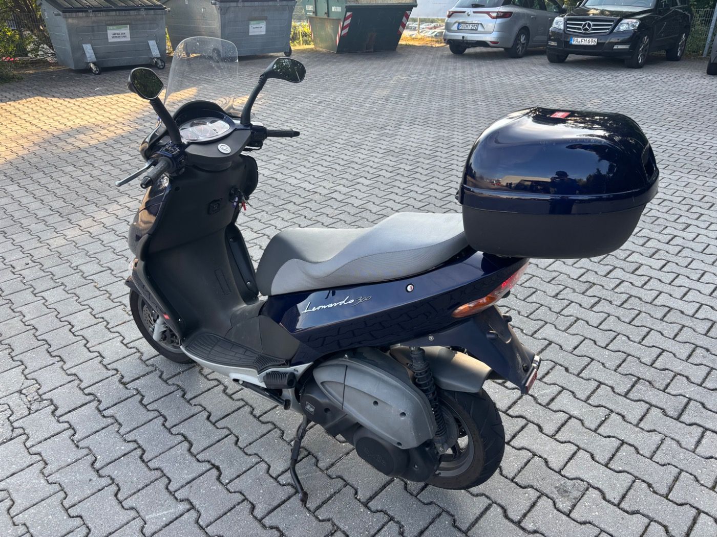 Fahrzeugabbildung Aprilia Leonardo 300