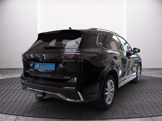 Fahrzeugabbildung Volkswagen Tiguan 1.5 eTSI DSG R-Line STANDHZG HD-MATRIX-LE