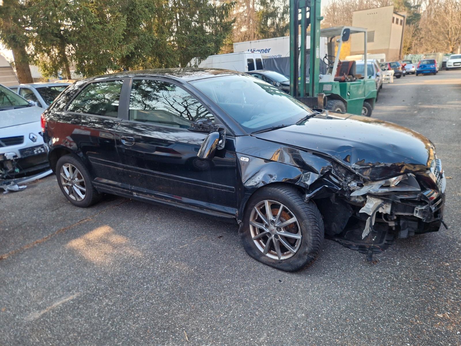 Audi A3 1.6 FSI Attraction