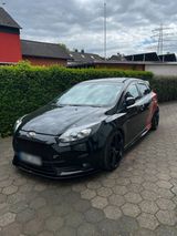 Ford Focus ST Mk3 Recaro - Ford Focus aus 2012: For