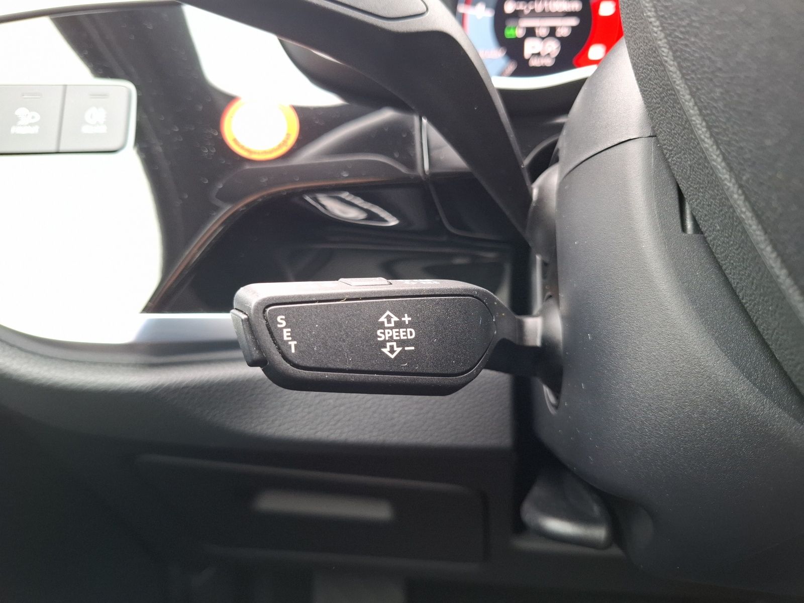 Fahrzeugabbildung Audi Q3 40 TDI quattro S-line S-tronic LED AHK Navi A