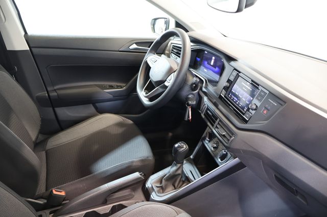 Volkswagen Polo VI 1.0 MPI AID+CARPLAY+PDC+LED